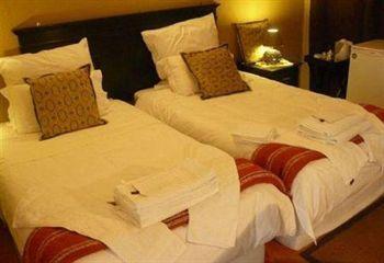 354 On York Avenue Hotel Randburg ภายนอก รูปภาพ