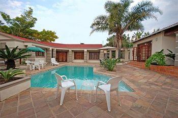 354 On York Avenue Hotel Randburg ภายนอก รูปภาพ