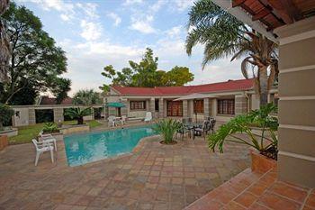 354 On York Avenue Hotel Randburg ภายนอก รูปภาพ